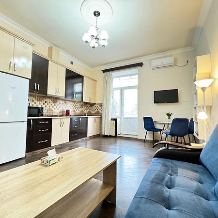 City Center Apartments On Tumanyan Street Yerevan Ngoại thất bức ảnh